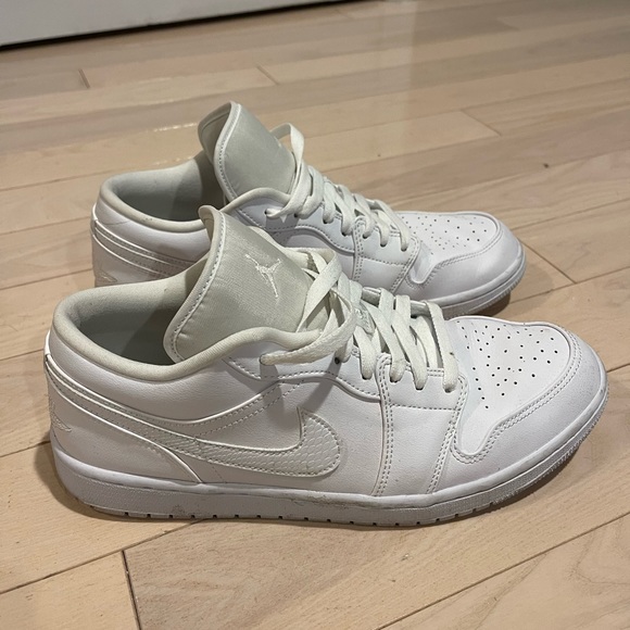 Air Jordan 1 Low - Picture 1 of 4